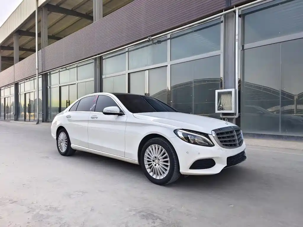 Mercedes-Benz C-Class 2015 facelift C 200 L купить на сайте DeffCars