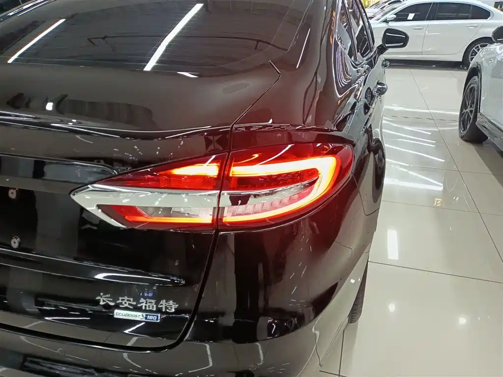 Mondeo 2020 EcoBoost 180 Fashion Model купить на сайте DeffCars