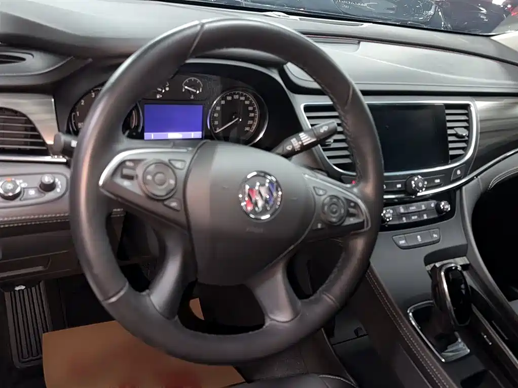 LaCrosse 2022 652T luxury model купить на сайте DeffCars