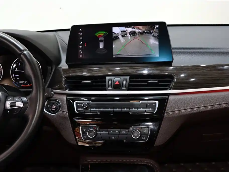 BMW X1 2022 xDrive25Li Exclusive Model купить на сайте DeffCars