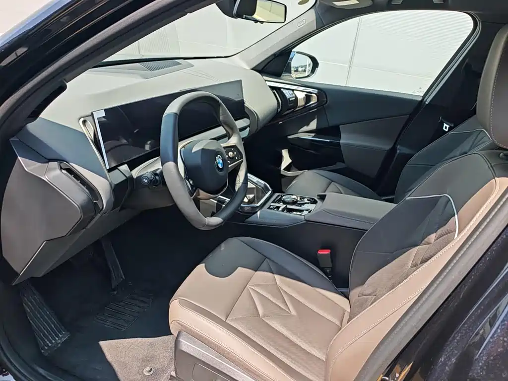 BMW X3 2025 xDrive25L Luxury Package купить на сайте DeffCars