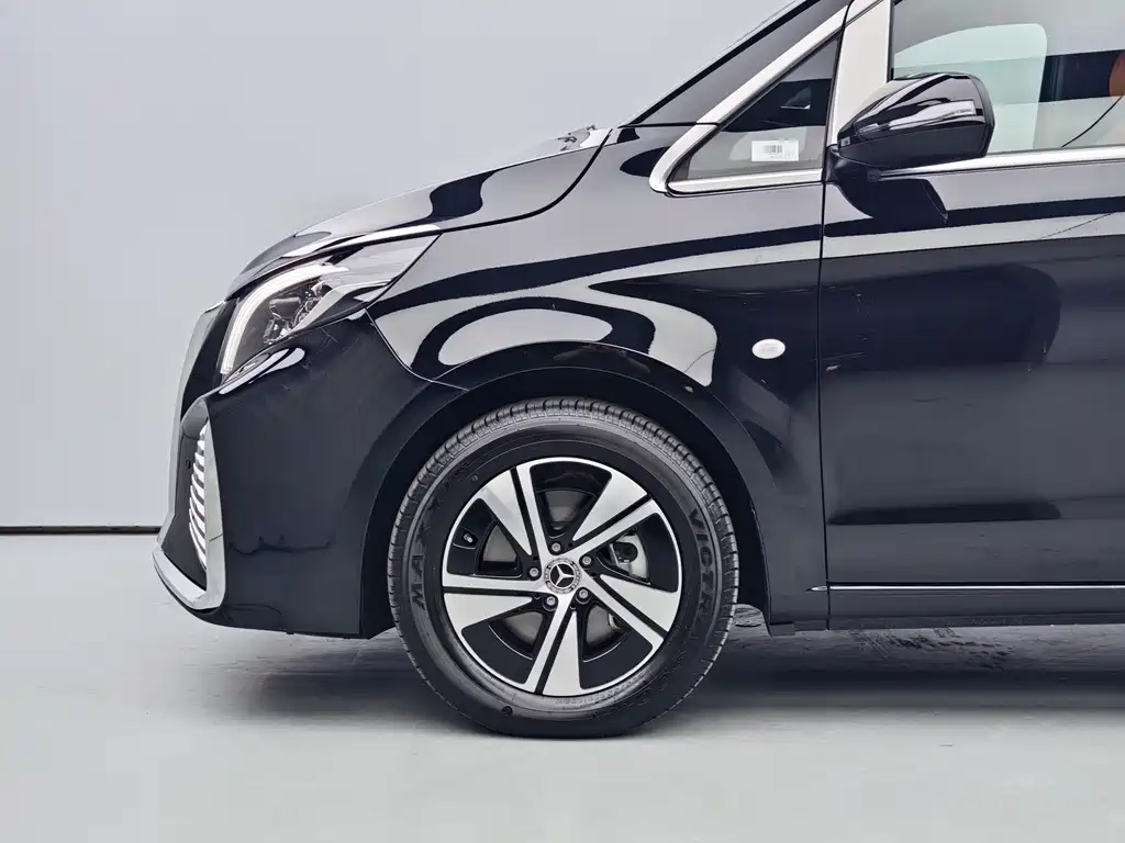 Vito 2024 2.0T Business Edition 7 seats купить на сайте DeffCars