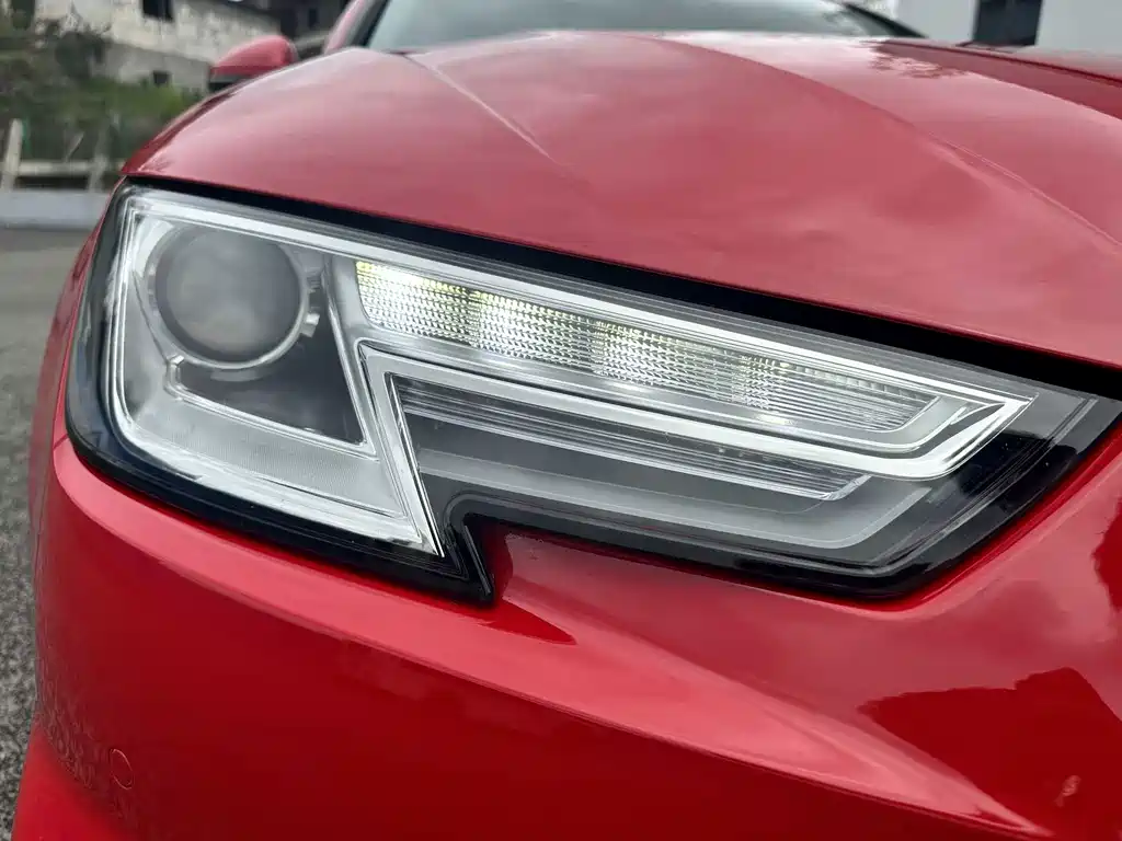 Audi A4L 2019 40 TFSI Enterprising Country V купить на сайте DeffCars