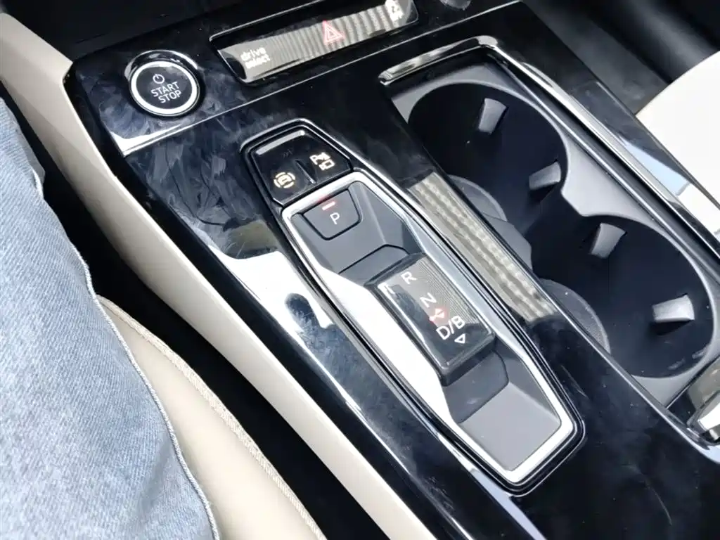 Audi Q6L e-tron 2026 first pilot version купить на сайте DeffCars