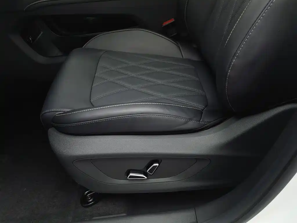 Changan Qiyuan Q05 Classic 2025 True Fragrance Edition 125 Exclusive Type купить на сайте DeffCars