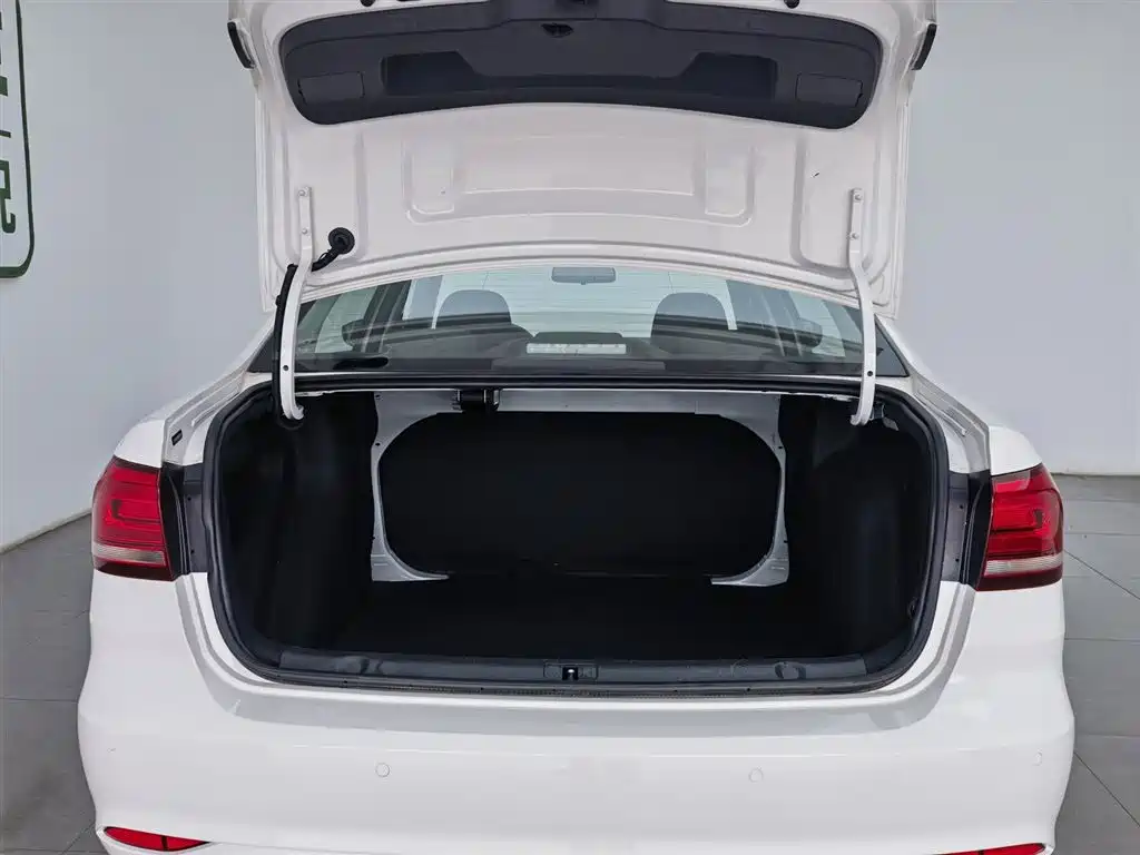 Lavida 2019 Lavida Qihang 1.5L Automatic Fashion Edition National VI купить на сайте DeffCars