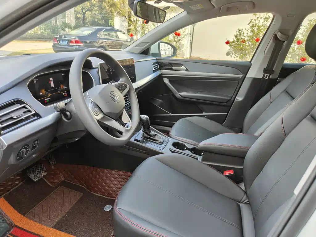Lavida 2024 1.5L automatic Deyi version купить на сайте DeffCars