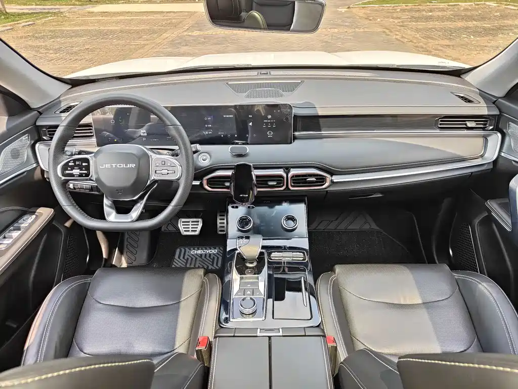 Jietu X70 PLUS 2021 model 1.6T DCT 6 seats купить на сайте DeffCars