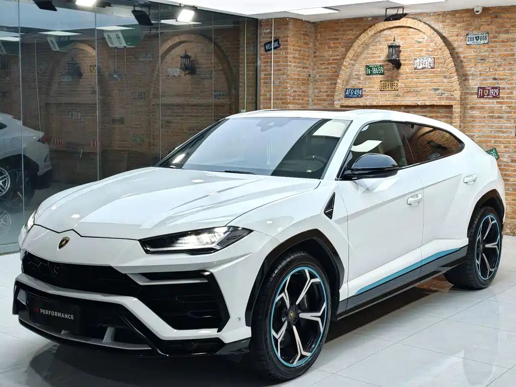 Urus 2021 4.0T V8 купить на сайте DeffCars
