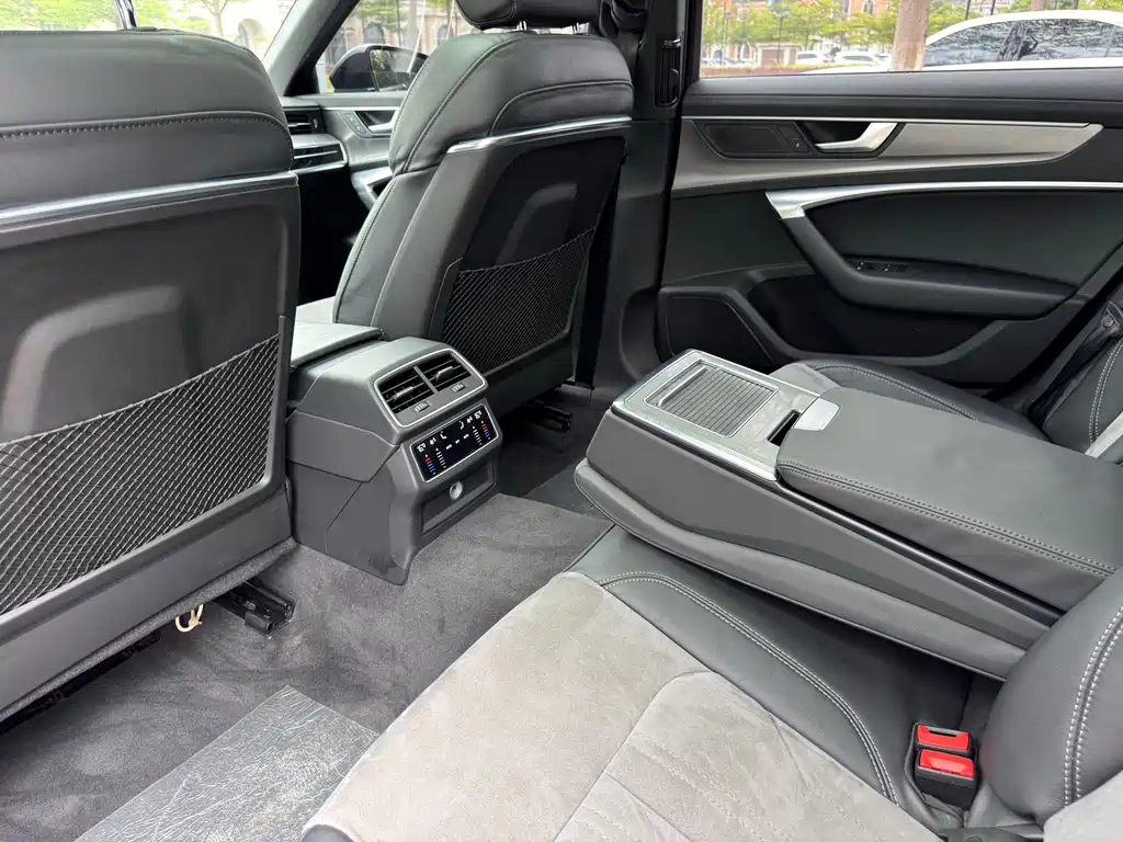 Audi A6L 2021 45 TFSI Premium Dynamic Model купить на сайте DeffCars