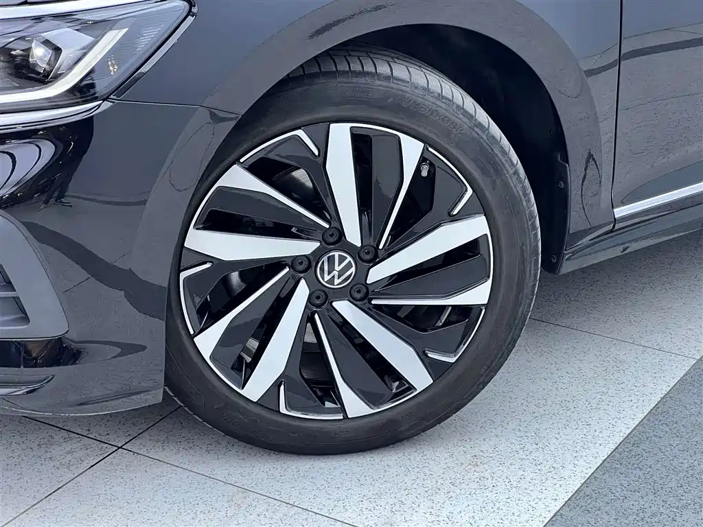 Passat 2024 380TSI Dragon Edition купить на сайте DeffCars