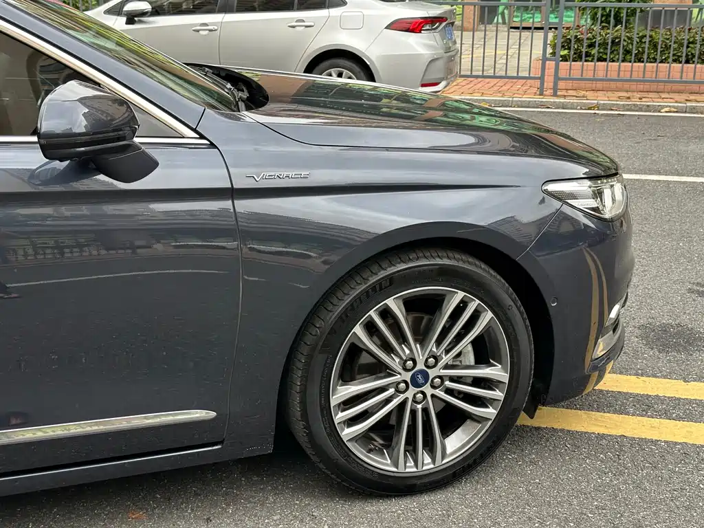 Taurus 2019 EcoBoost 245 Vignale Premium Edition купить на сайте DeffCars