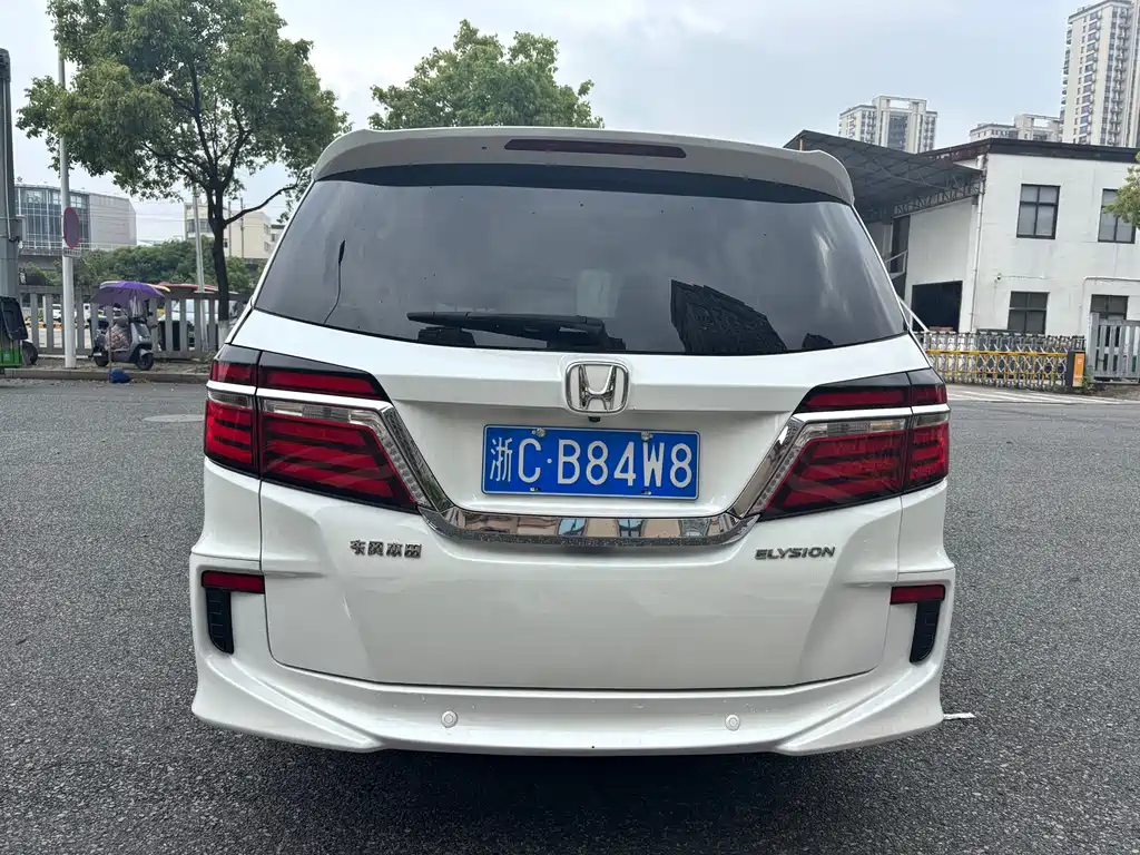 Alison 2016 2.4L Deluxe Edition купить на сайте DeffCars