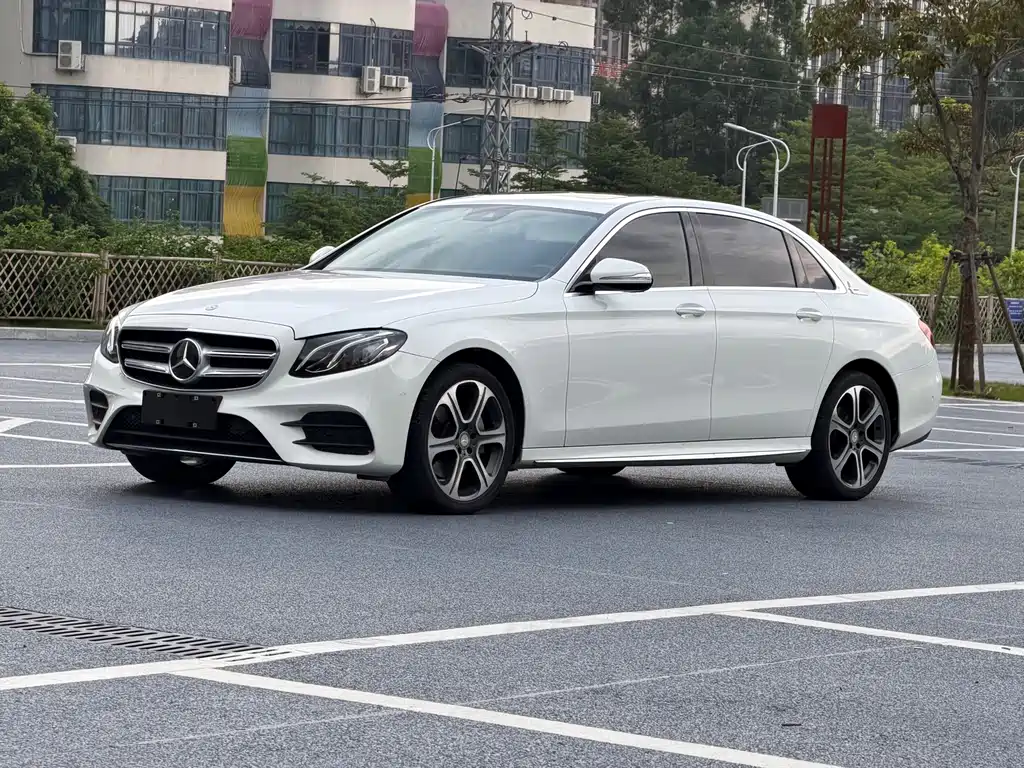Mercedes-Benz E-Class 2016 E 300 L Sporty and Stylish купить на сайте DeffCars