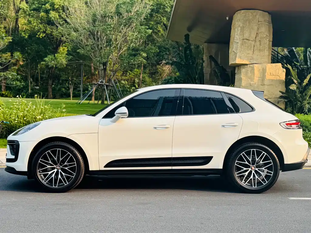 Macan 2023 Macan 2.0T купить на сайте DeffCars