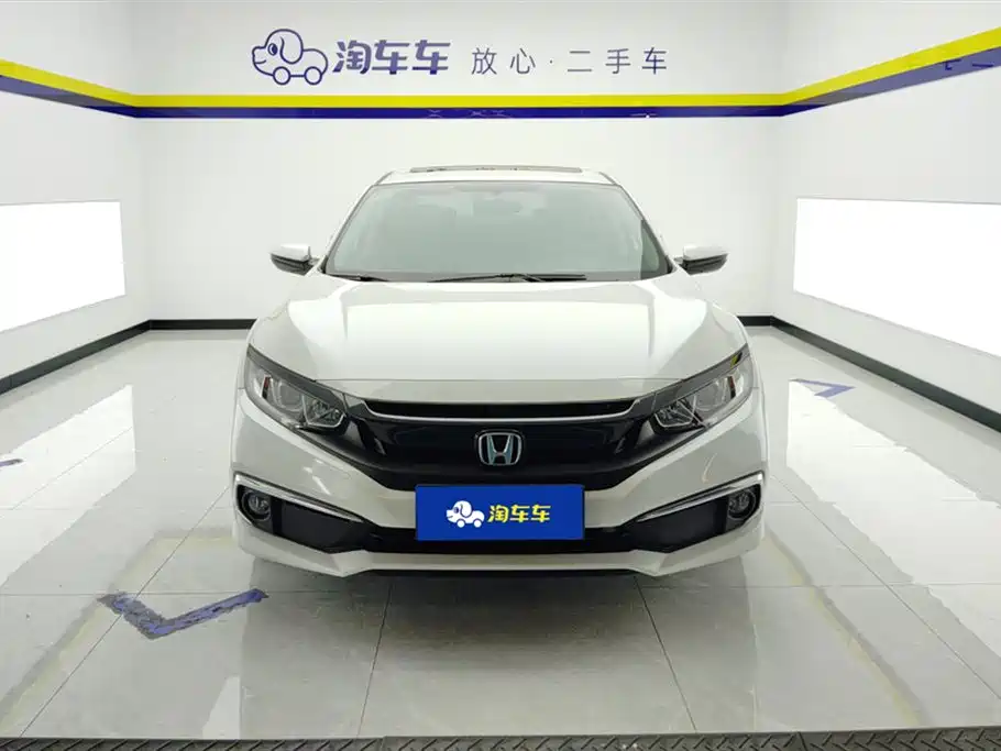 Civic 2019 220TURBO CVT Dynamic Edition National VI купить на сайте DeffCars