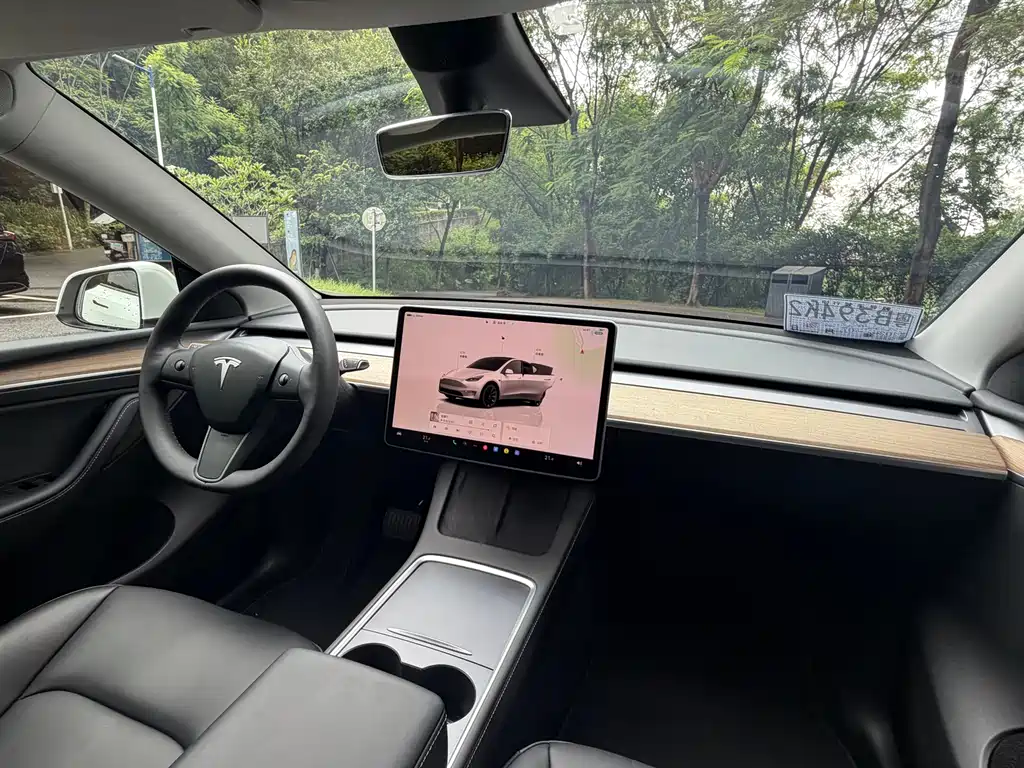 Model Y 2022 facelift rear-wheel drive version купить на сайте DeffCars