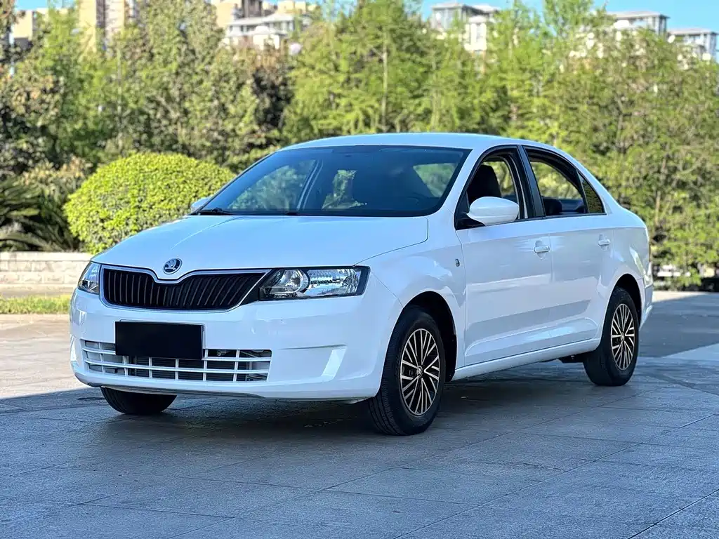 Xin Rui (Rapid) 2016 1.6L Auto Advance купить на сайте DeffCars