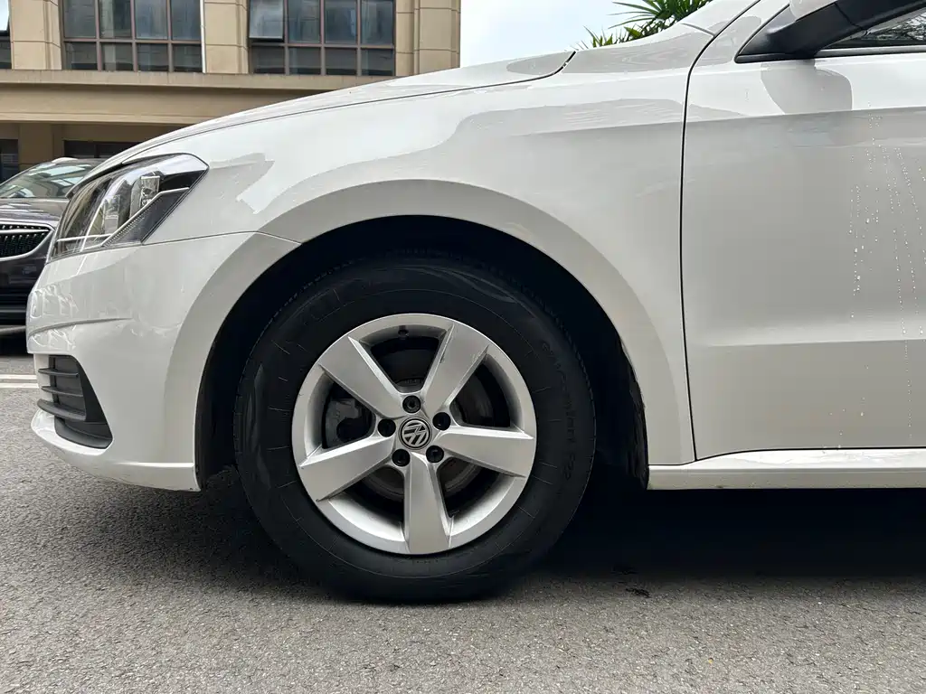 Lavida 2019 Lavida Qihang 1.5L Automatic Fashion Edition National VI купить на сайте DeffCars