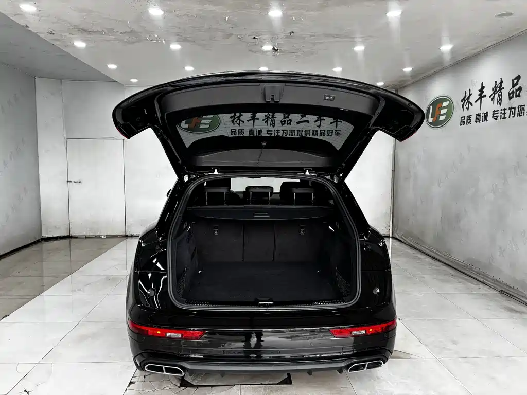 Audi Q5L 2023 40T luxury and dynamic model купить на сайте DeffCars