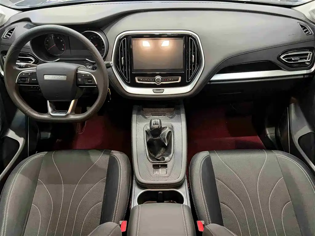 Jietu X70M 2022 model 1.5T manual avant-garde companion type 7 seats купить на сайте DeffCars