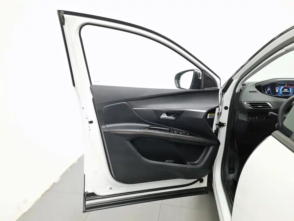 Peugeot 4008 2018 350THP Elite Edition купить на сайте DeffCars