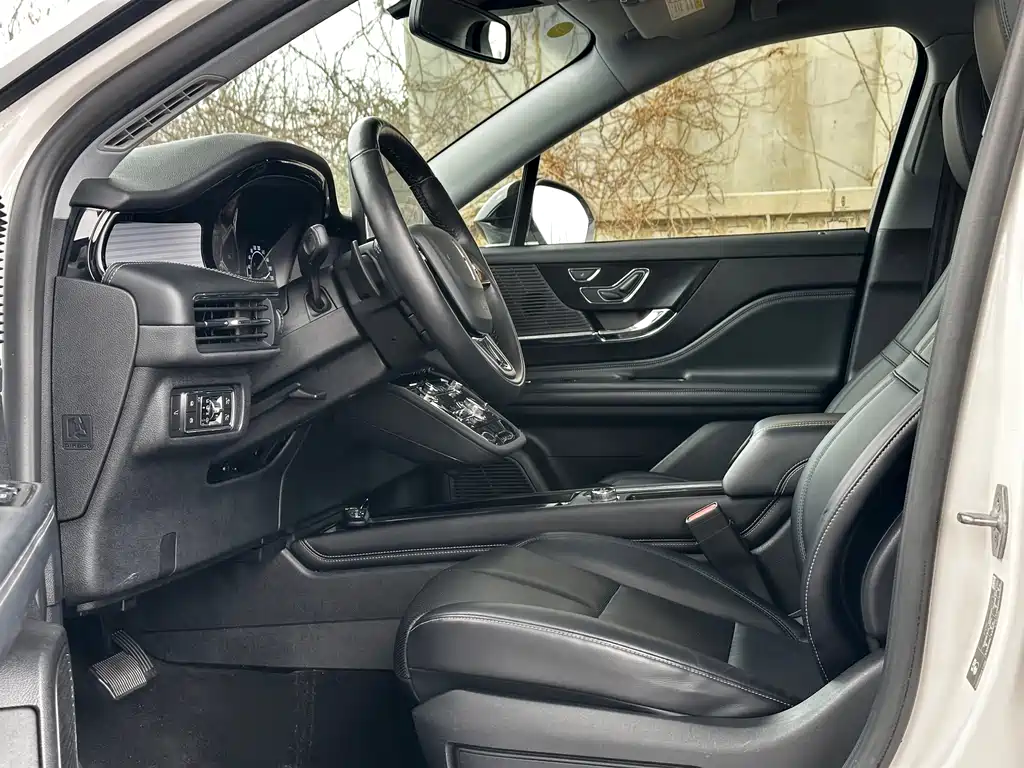 Adventurer 2021 2.0T two-wheel drive exclusive edition купить на сайте DeffCars