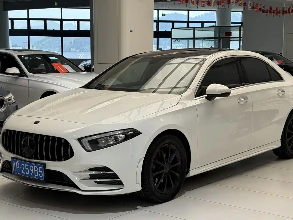 Mercedes-Benz A-Class 2020 A 200 L Sports Sedan купить на сайте DeffCars
