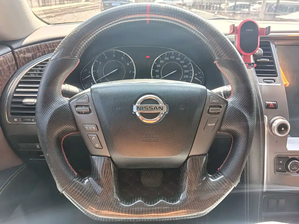 Patrol 2018 4.0L LinkedIn model купить на сайте DeffCars