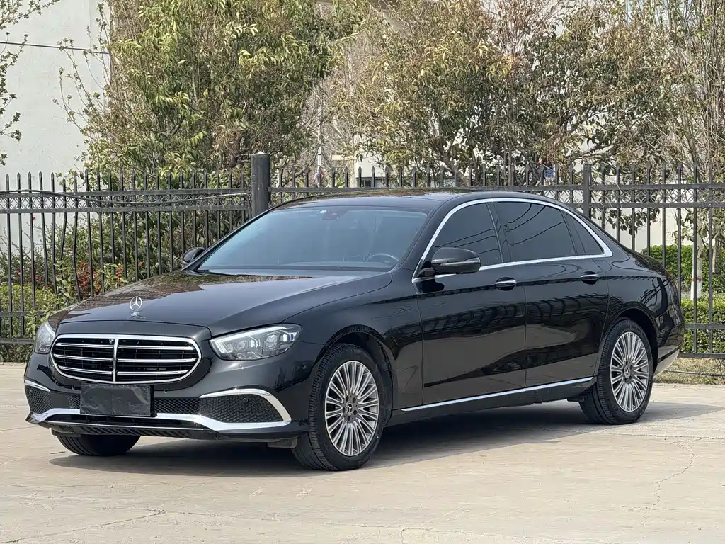 Mercedes-Benz E-Class 2023 E 300 L Fashion купить на сайте DeffCars