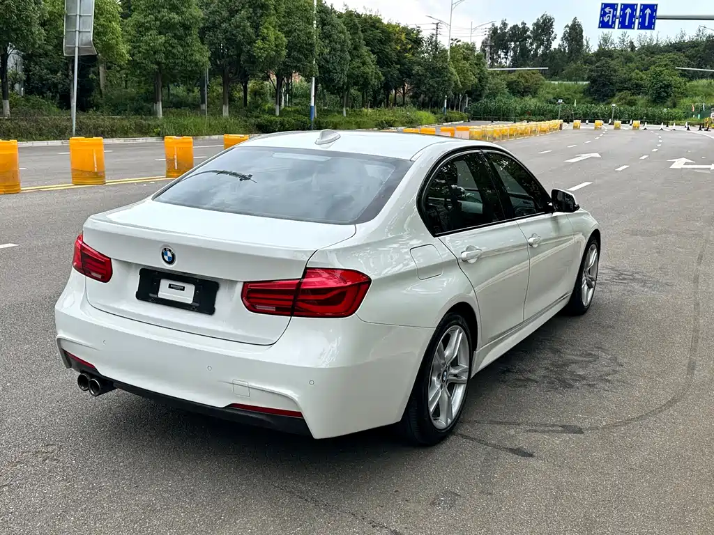 BMW 3 Series 2019 320i M Sports Package купить на сайте DeffCars