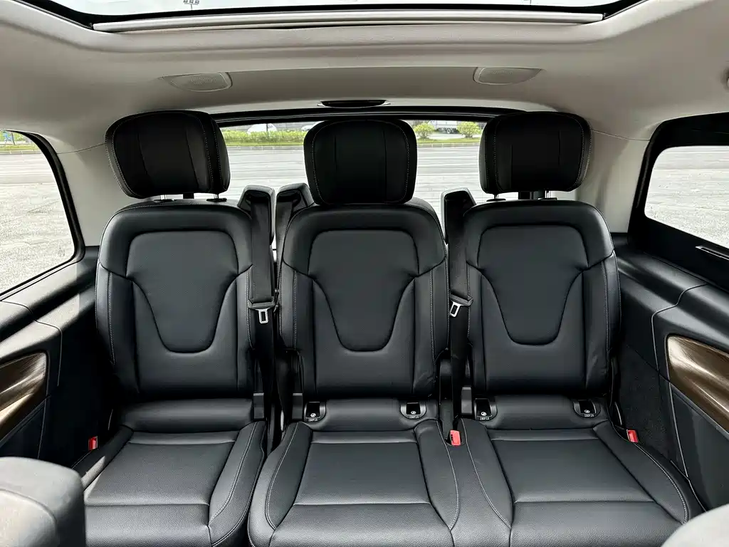 Mercedes-Benz V-Class 2021 V 260 Premium Edition купить на сайте DeffCars