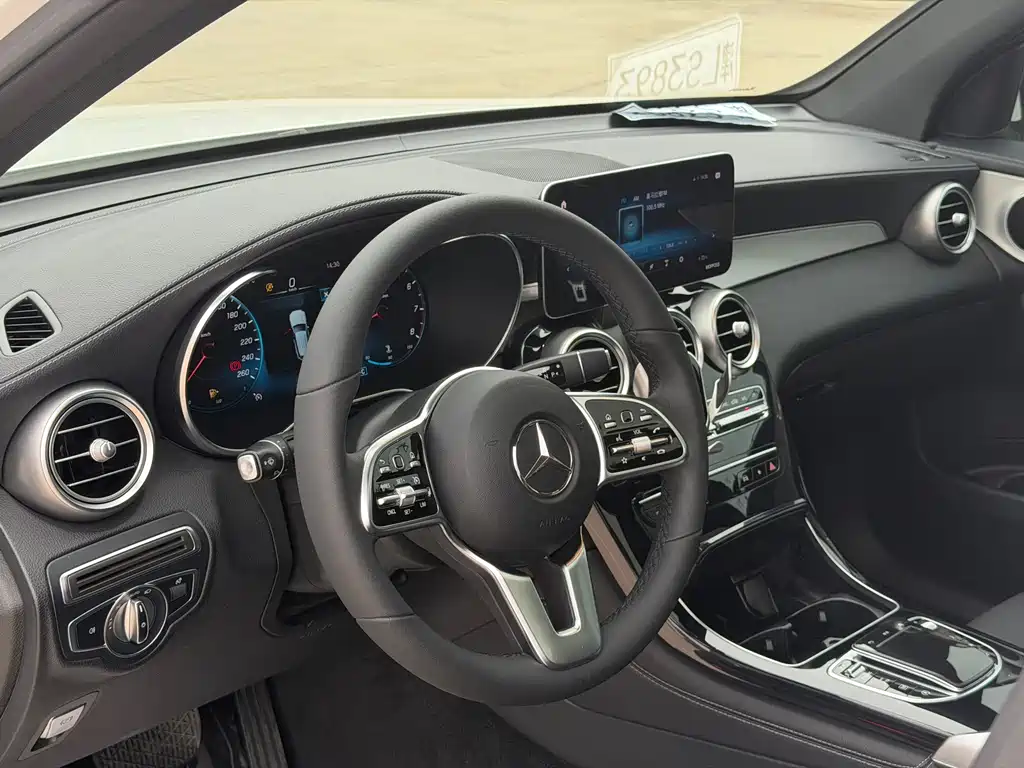 Mercedes-Benz GLC 2020 facelift GLC 260 L 4MATIC dynamic купить на сайте DeffCars