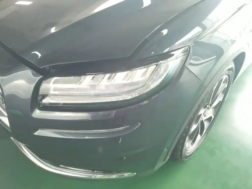 Voyager 2021 2.0T four-wheel drive elegant version купить на сайте DeffCars