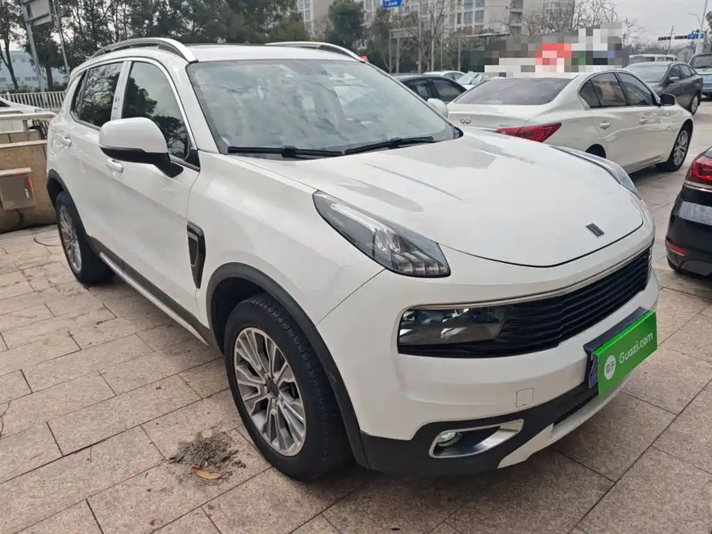 Lynk & Co 01 2018 2.0T two-wheel drive + version купить на сайте DeffCars
