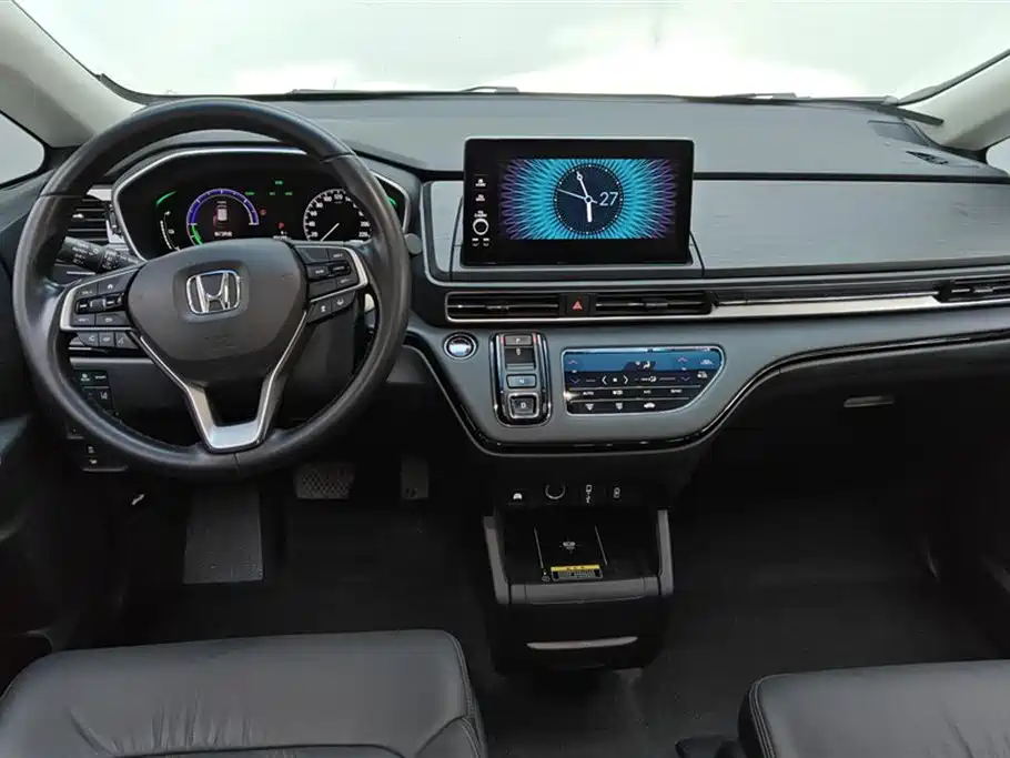 Alison 2022 2.0L e:HEV Luxury First Edition купить на сайте DeffCars