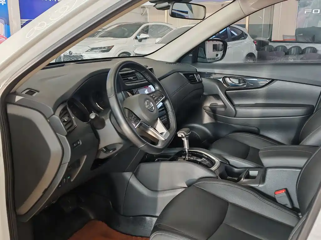 X-Trail 2022 2.0L 2WD Intelligent Link Premium Edition купить на сайте DeffCars