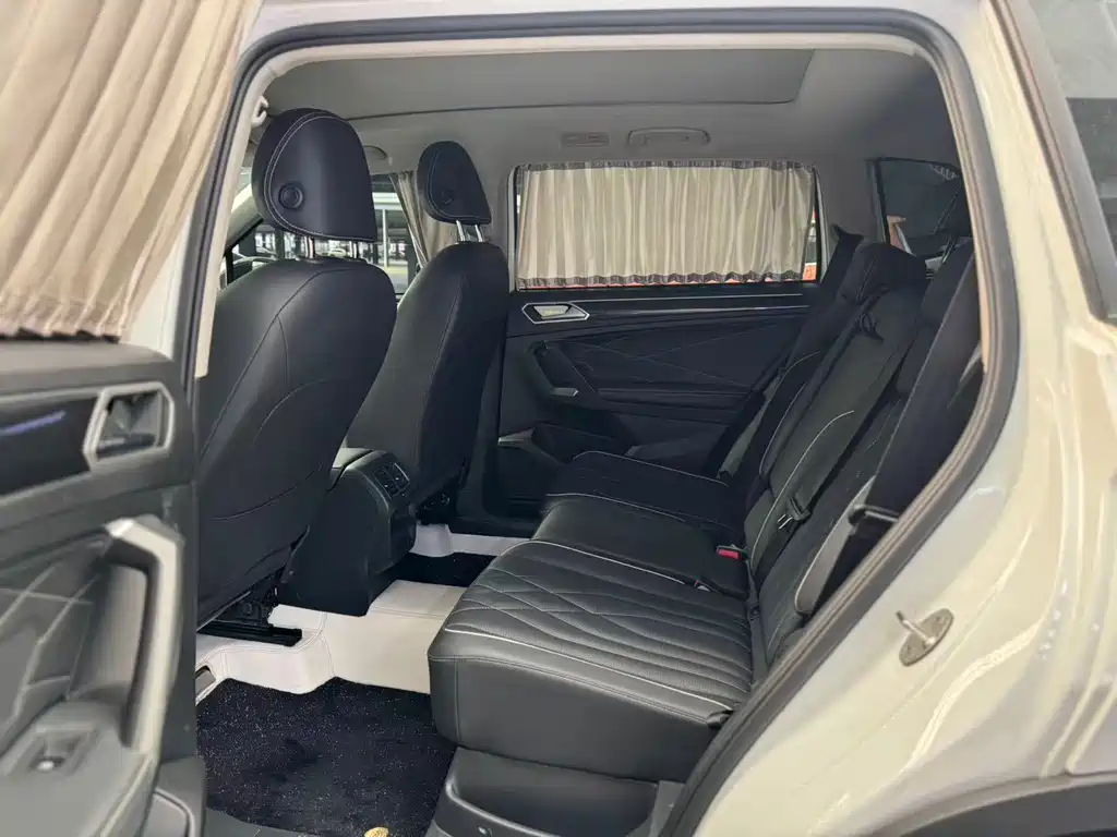 Tiguan L 2024 300TSI automatic two-wheel drive smart version купить на сайте DeffCars