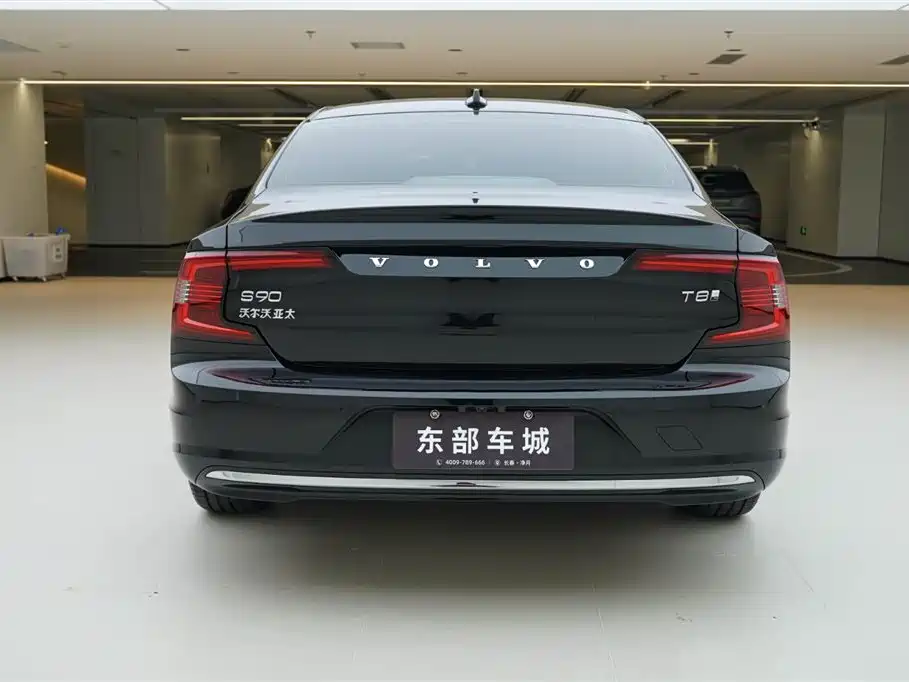 Volvo S90 plug-in hybrid 2025 plug-in hybrid four-wheel drive long range Zhiyi luxury version купить на сайте DeffCars
