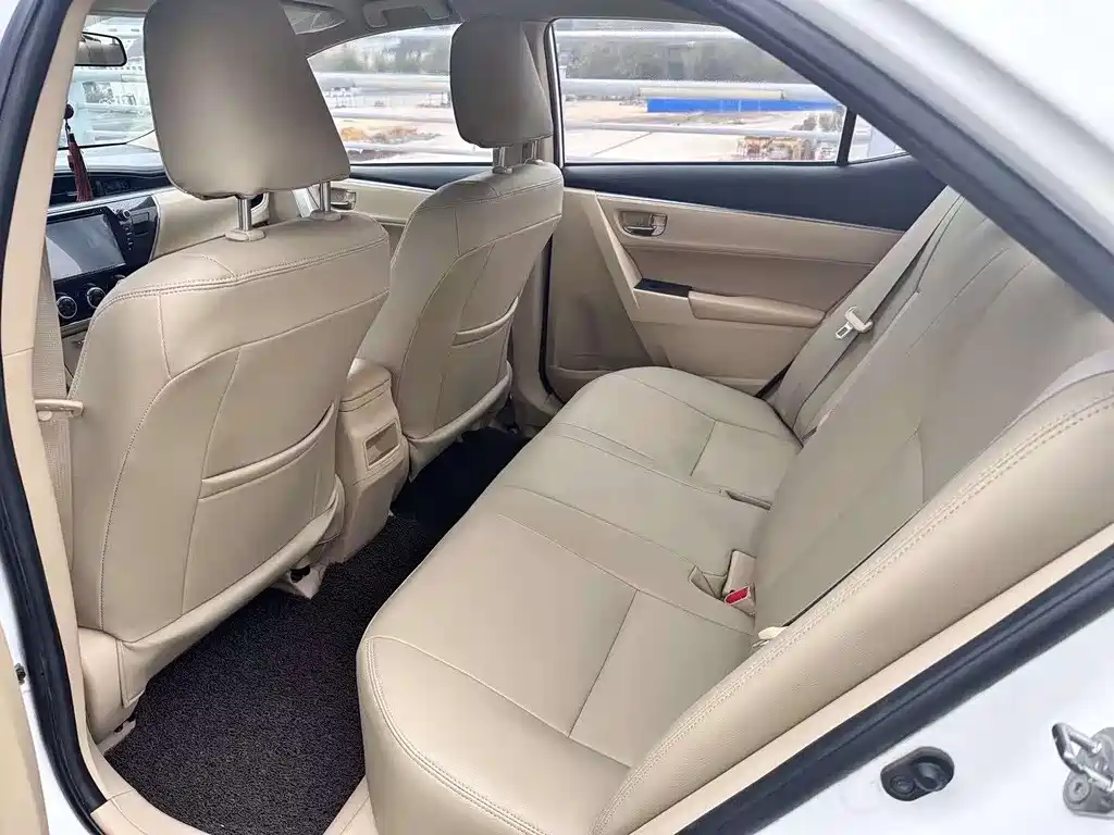 Corolla 2014 1.6L CVT GL купить на сайте DeffCars