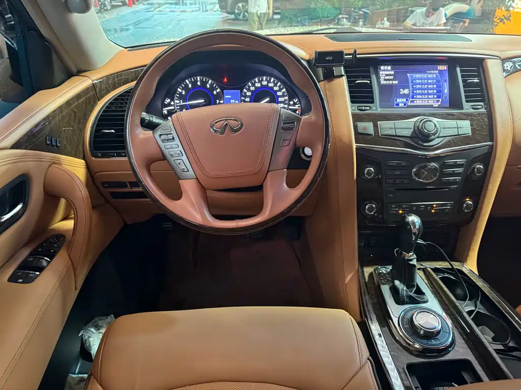 Infiniti QX80 2016 5.6L 4WD купить на сайте DeffCars
