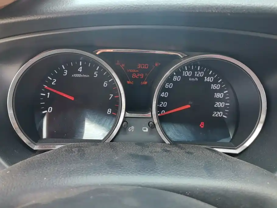 Liwei 2013 1.6XE Manual Comfort Edition купить на сайте DeffCars