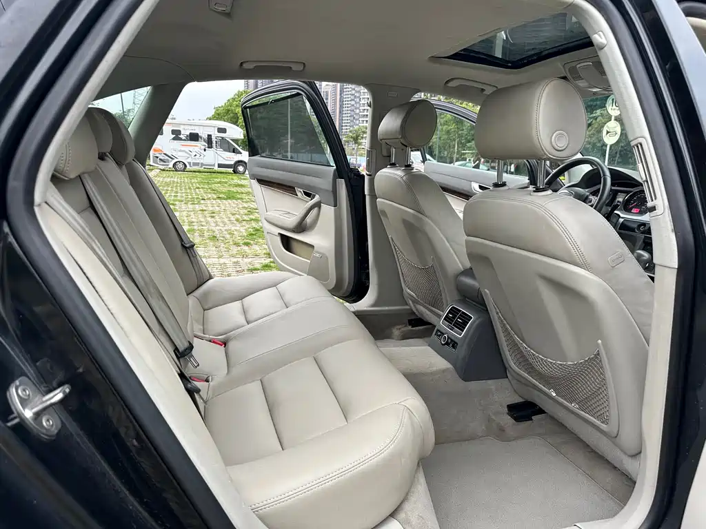 Audi A6L 2010 2.4L Comfort Type купить на сайте DeffCars