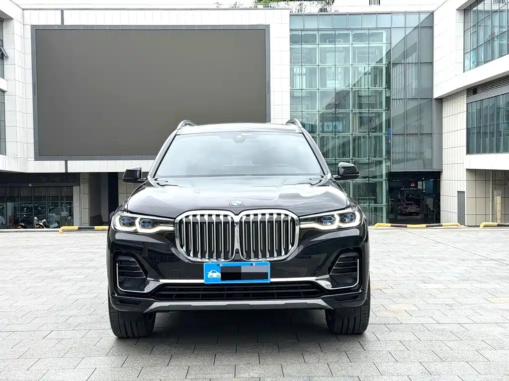 BMW X7 2021 facelift xDrive40i exclusive luxury package купить на сайте DeffCars