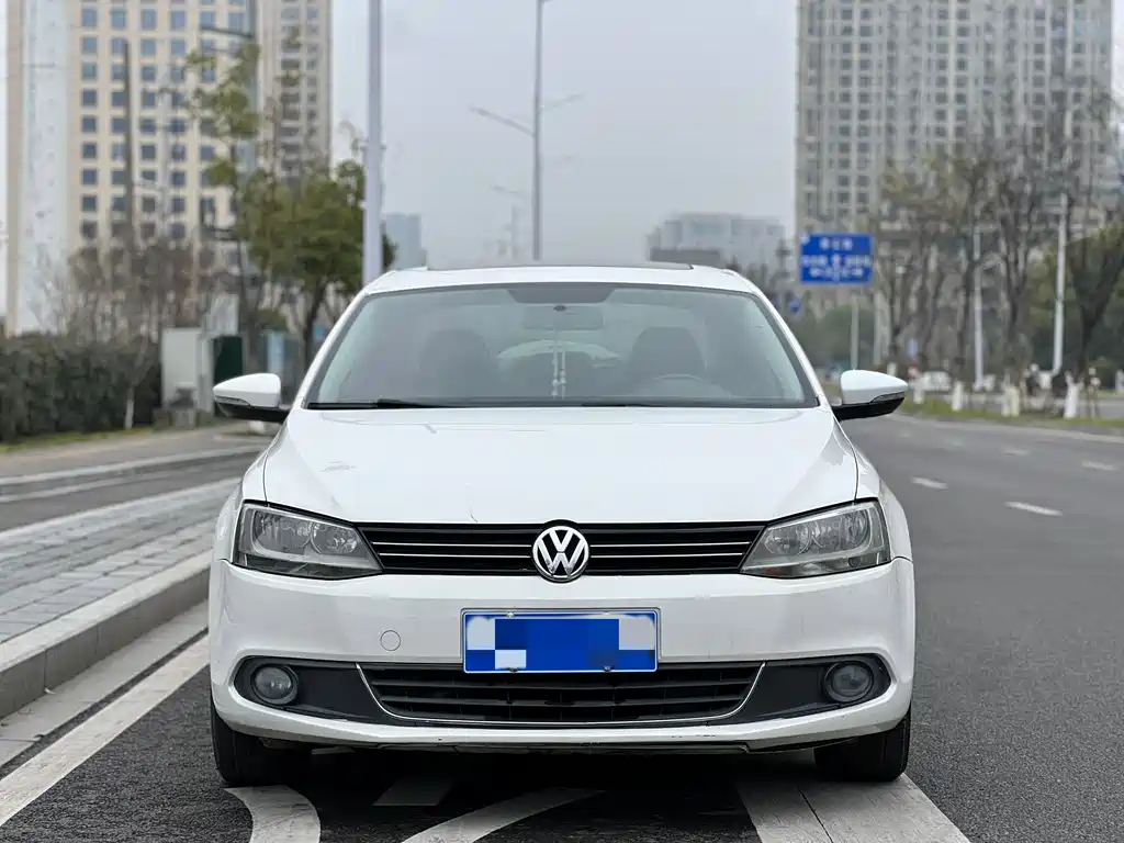 Sagitar 2014 facelift 1.6L automatic comfort type купить на сайте DeffCars