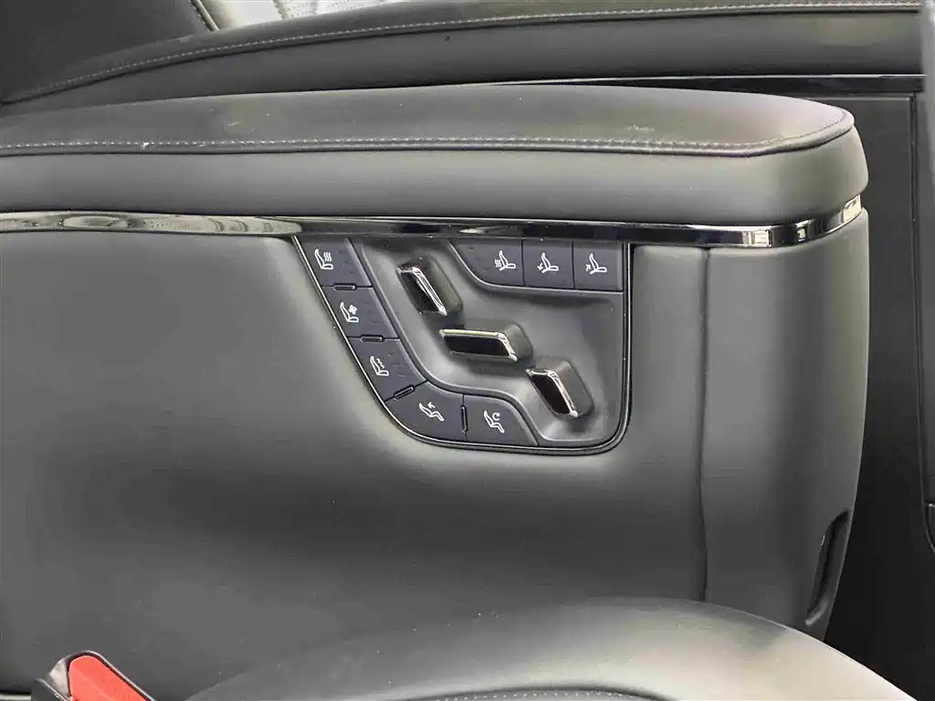 Jikrypton 009 2024 seven-seat aisle version four-wheel drive 108kWh купить на сайте DeffCars