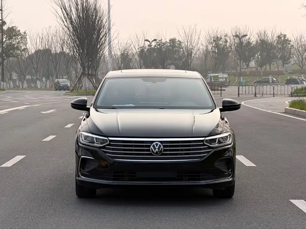 Lavida 2023 1.5L automatic 5 million version купить на сайте DeffCars