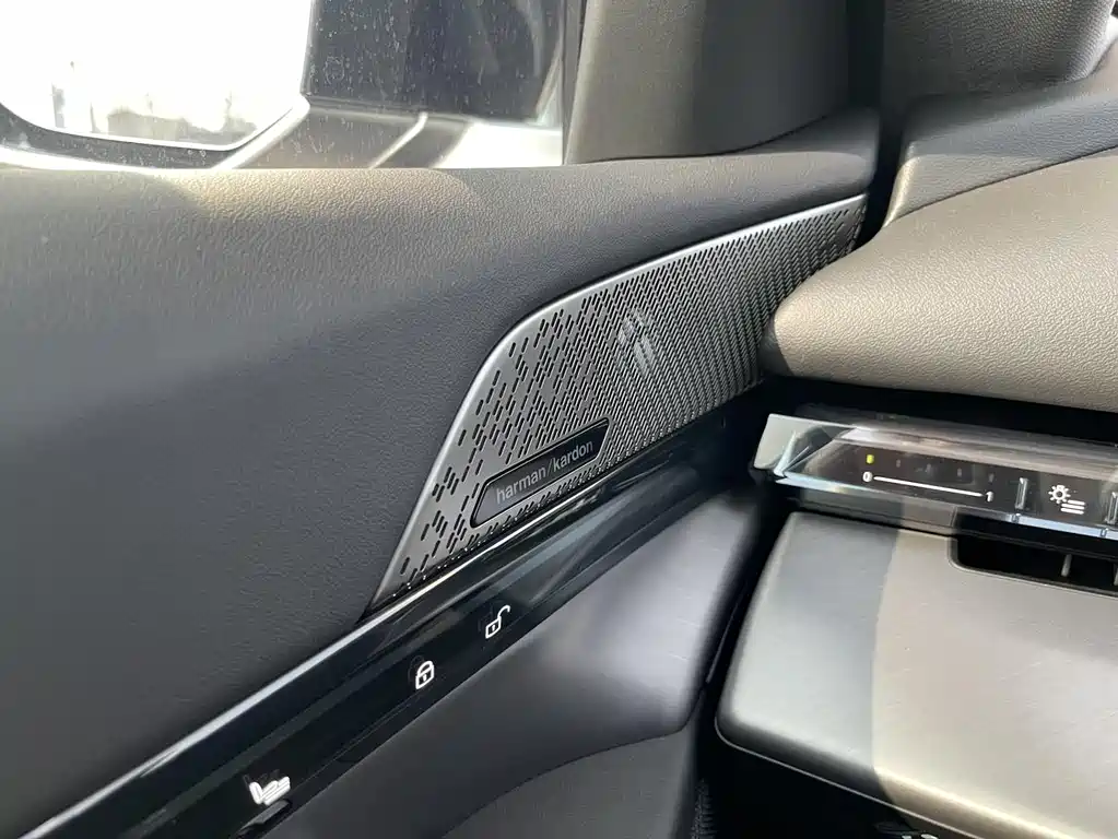 BMW i5 2024 eDrive 35L Exclusive M Sports Package купить на сайте DeffCars