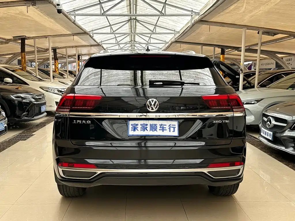 Touron 2020 Touron X facelift 380TSI four-wheel drive luxury version купить на сайте DeffCars