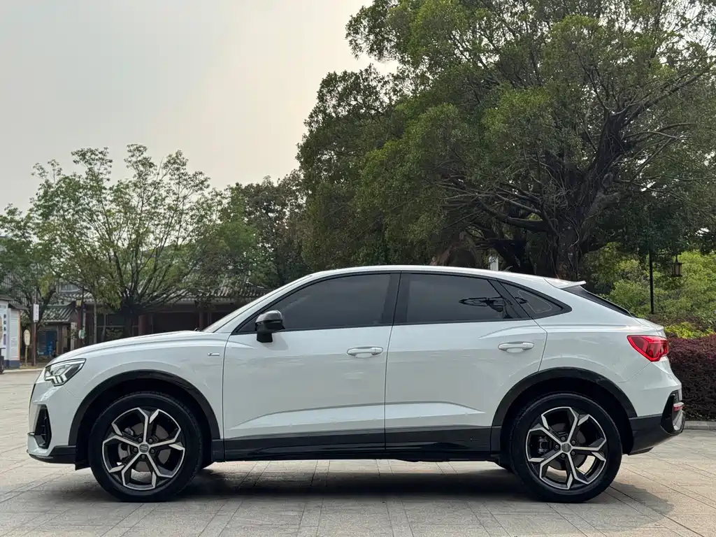 Audi Q3 Sportback 2020 45 TFSI quattro fashionable model купить на сайте DeffCars